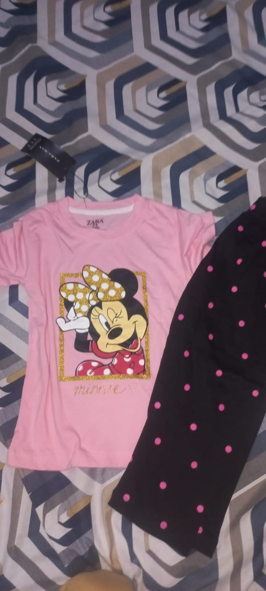 Pink T-Shirt & Black Polka Dot Pants Set